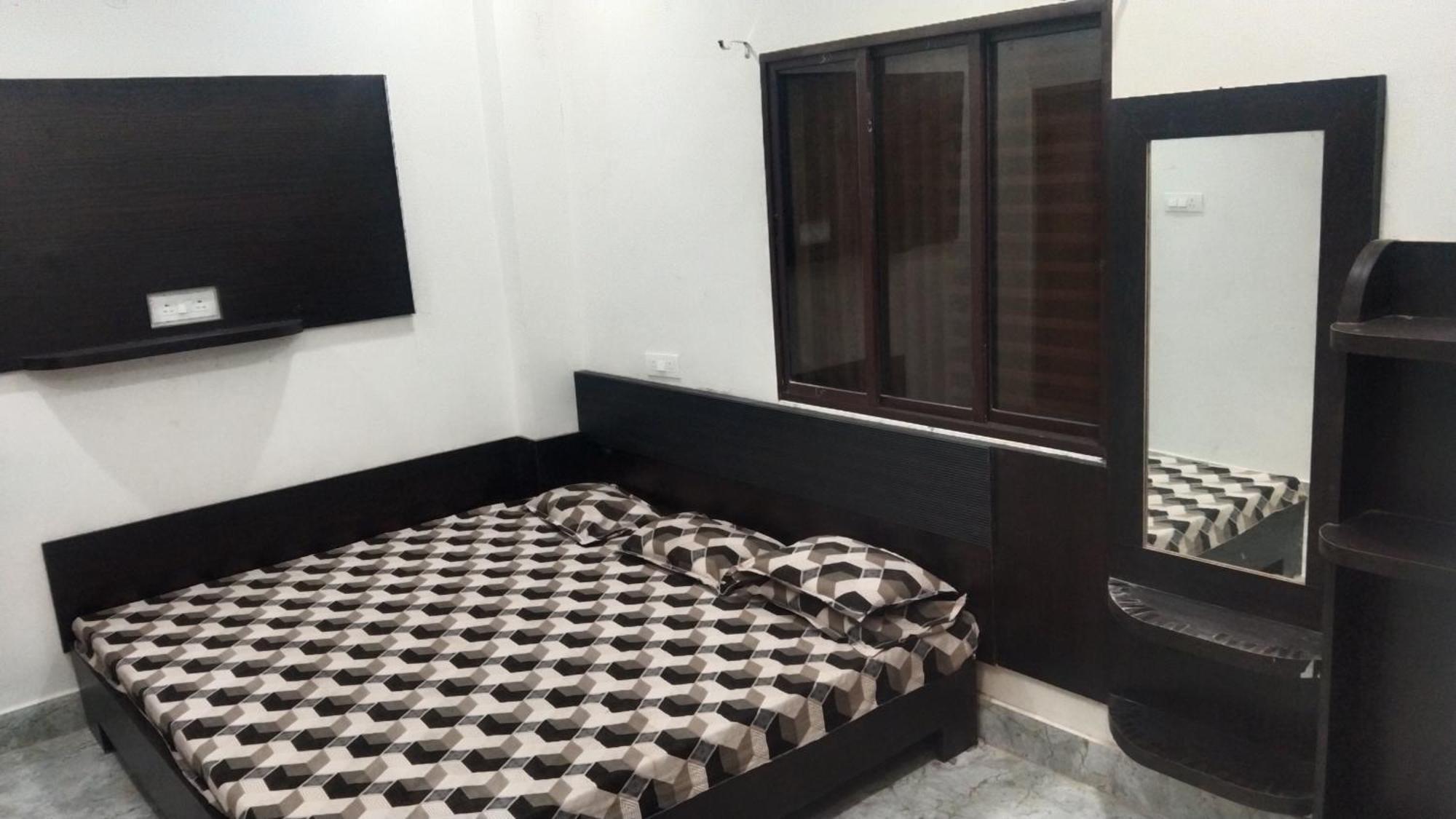 Mangal Dham, Deoghar Hotel Bilik gambar